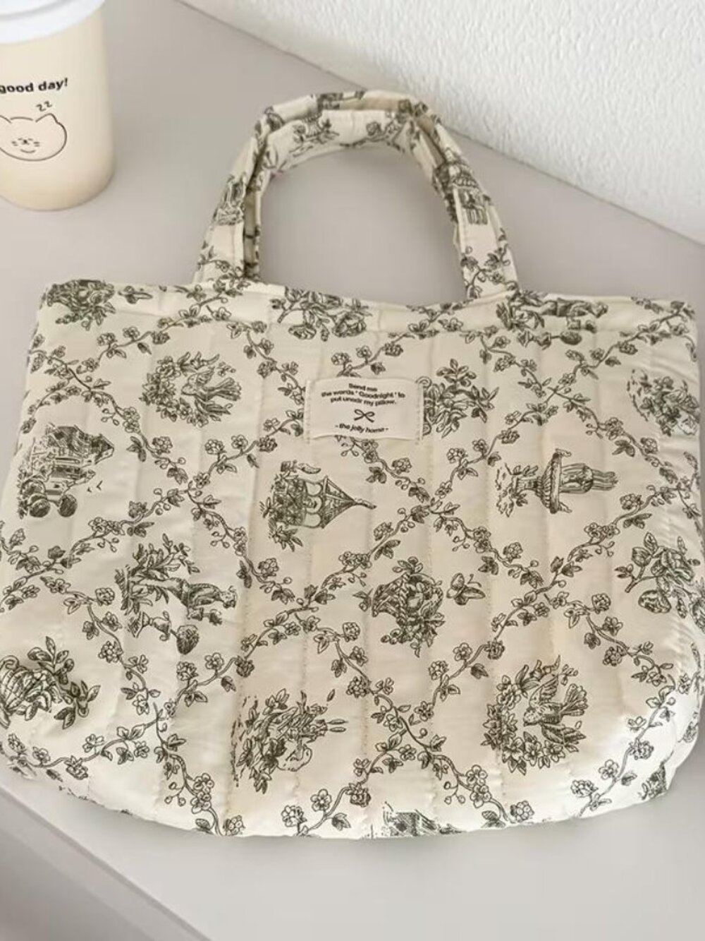 FRENCH PRINT QUILTED TOTE